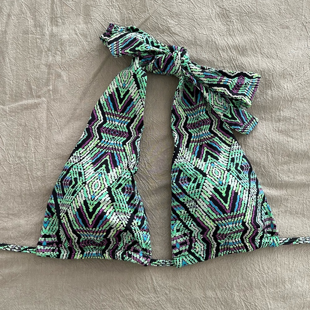 Convertible Geometric Patterned Wrap Halter Bande… - image 2